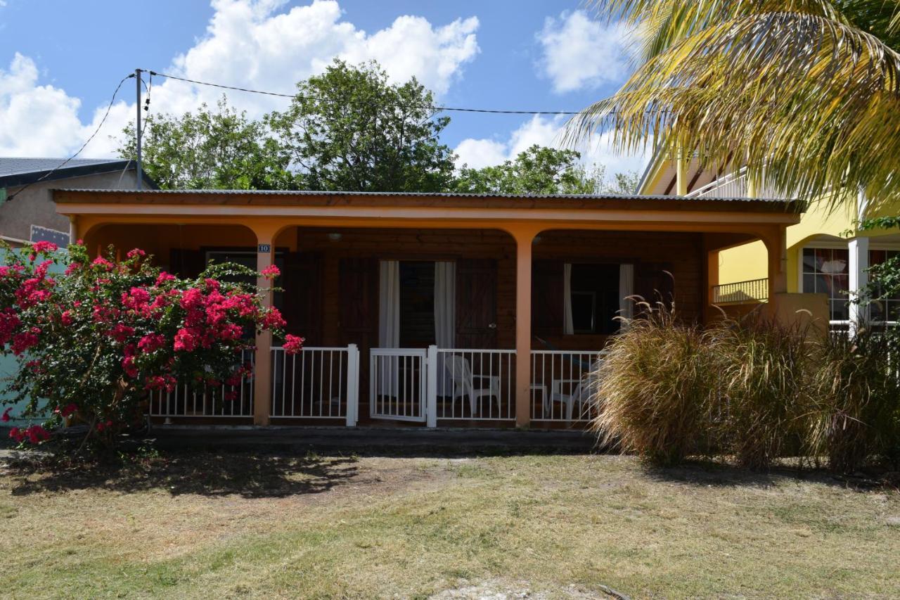Maison créole, côté plage Bel emplacement Port-Louis Extérieur photo